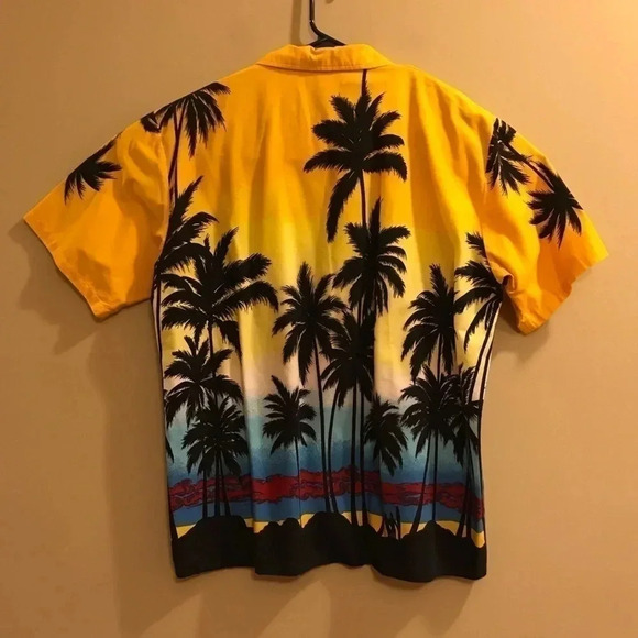Dorsett Tee's Shirt Bahamas Palm Trees Hawaiian - Picture 4 of 7